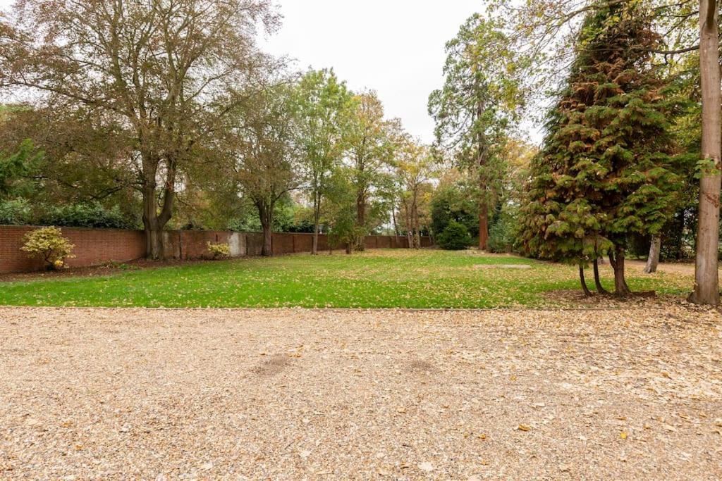 Dorney Windsor Legoland 5 Star Stay For Upto 14 Guests Εξωτερικό φωτογραφία